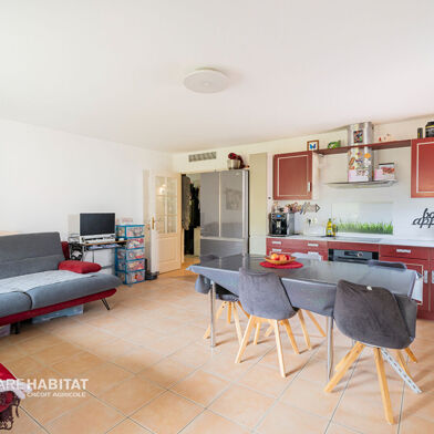 Appartement 4 pièces 279000 €