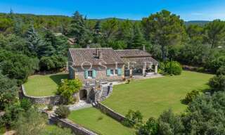 Maison  135 m² à vendre à Cabrières-d'Avignon (84220)