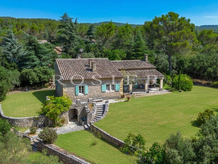 Cabrières-d’Avignon, maison en pierres avec terrain paysagé offr — photo 1