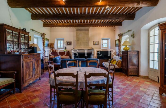 Cabrières-d’Avignon, maison en pierres avec terrain paysagé offr — photo 5