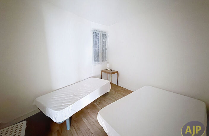 APPARTEMENT T3 - 6EME ETAGE - REMBLAI - VUE MER — photo 3