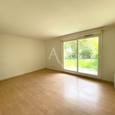 Appartement 1 pièces 680 €