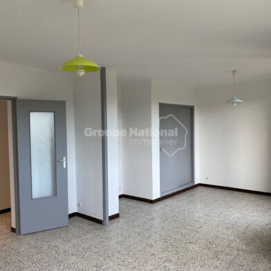 Appartement 3 pièces 790 €