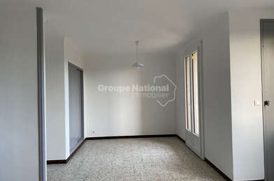 Appartement 3 pièces 790 €