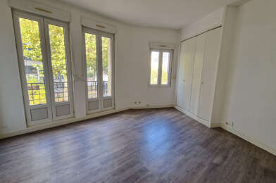 Appartement 3 pièces 714 €
