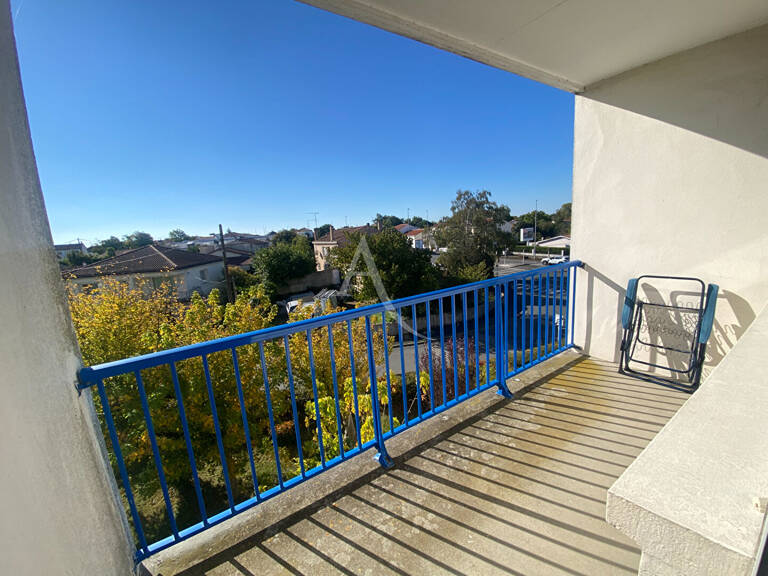 Appartement Rochefort 3 pièce(s) 60.28 m2 — photo 1