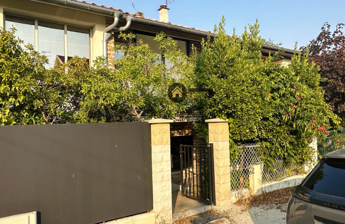 MAISON ENTIEREMENT RÉNOVÉE - CLIMATISÉE - 110 M2 - JARDIN — photo 2