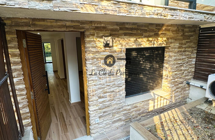 MAISON ENTIEREMENT RÉNOVÉE - CLIMATISÉE - 110 M2 - JARDIN — photo 5