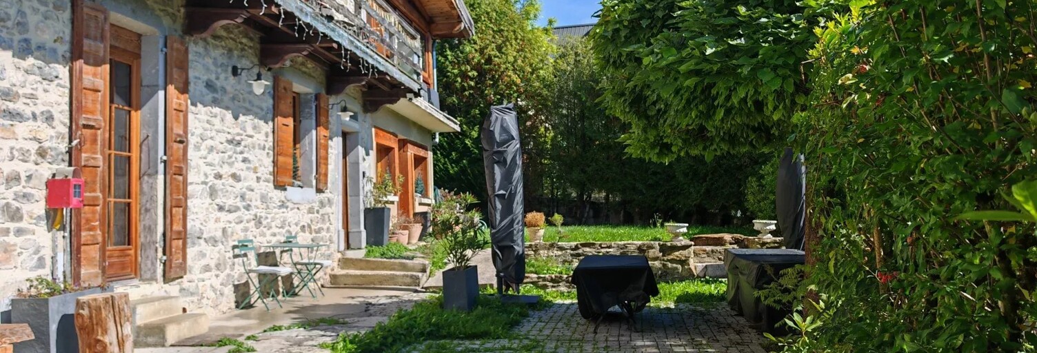 Maison 17 Pièces 547 m² à vendre à Verchaix (74440)