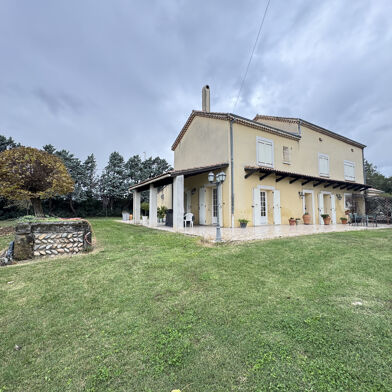 Maison 10 pièces 649000 €