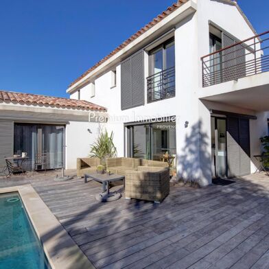 Maison 5 pièces 4000 €