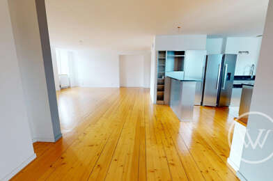 Appartement 6 pièces 371500 €