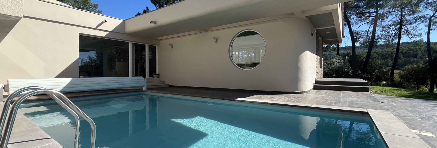 Maison 6 Pièces 258 m² à vendre à Saint-Marcel-de-Careiret (30330)