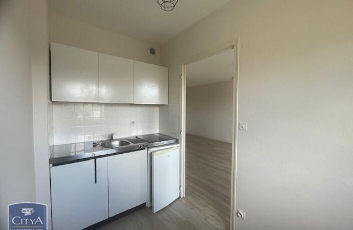 Vente appartement 1 pièce 30 m² Niort (79000) — photo 2