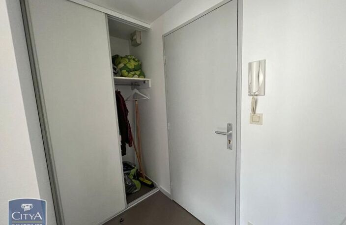 Location appartement 1 pièce 16 m² à Tours (37000) — photo 3