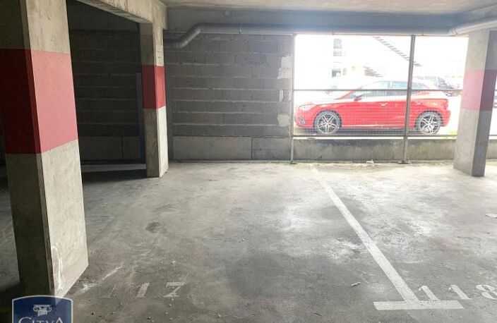 Location garage   à Tours (37000) — photo 2