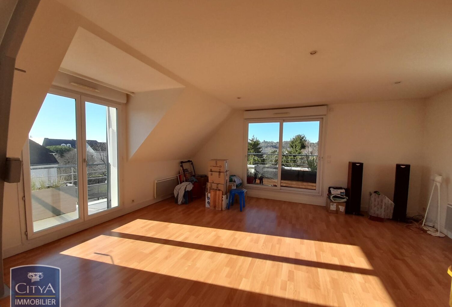 Location appartement 3 pièces 89 m² à Saint-Cyr-sur-Loire (37540) — photo 1
