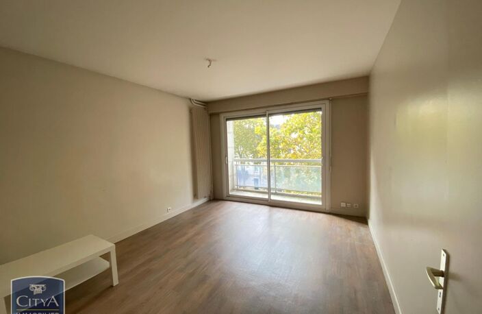 Location appartement 2 pièces 45 m² à Tours (37000) — photo 4