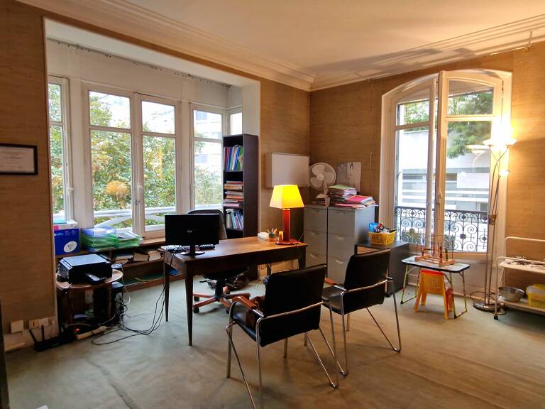 APPARTEMENT ANCIEN SAINT CLOUD MONTRETOUT — photo 1
