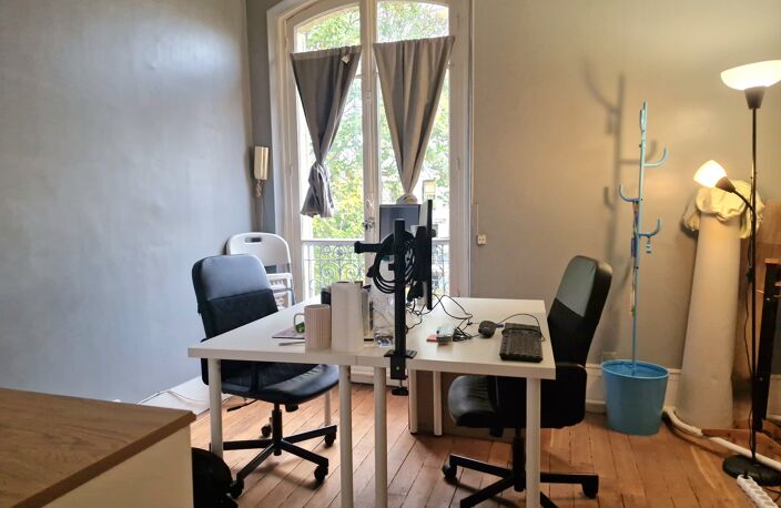 APPARTEMENT ANCIEN SAINT CLOUD MONTRETOUT — photo 4