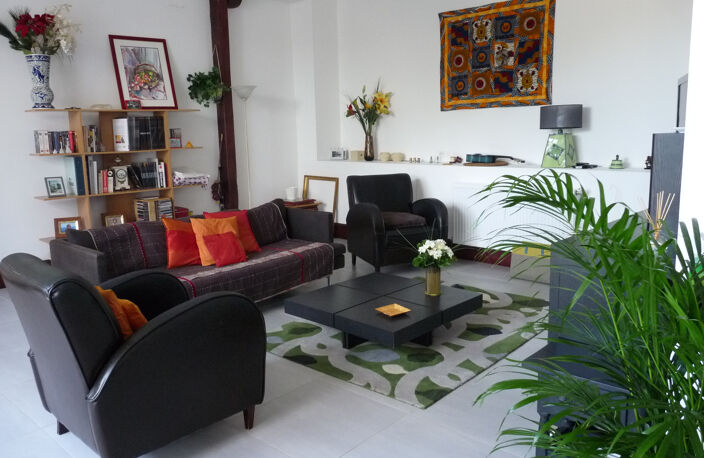 Appartement duplex de 158m2 à Fontaines Saint Martin ! — photo 3