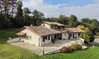 Maison 8 Pièces 238 m² à vendre à Vienne (38200)