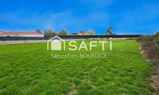 Terrain  1803 m² à vendre à Orléat (63190)