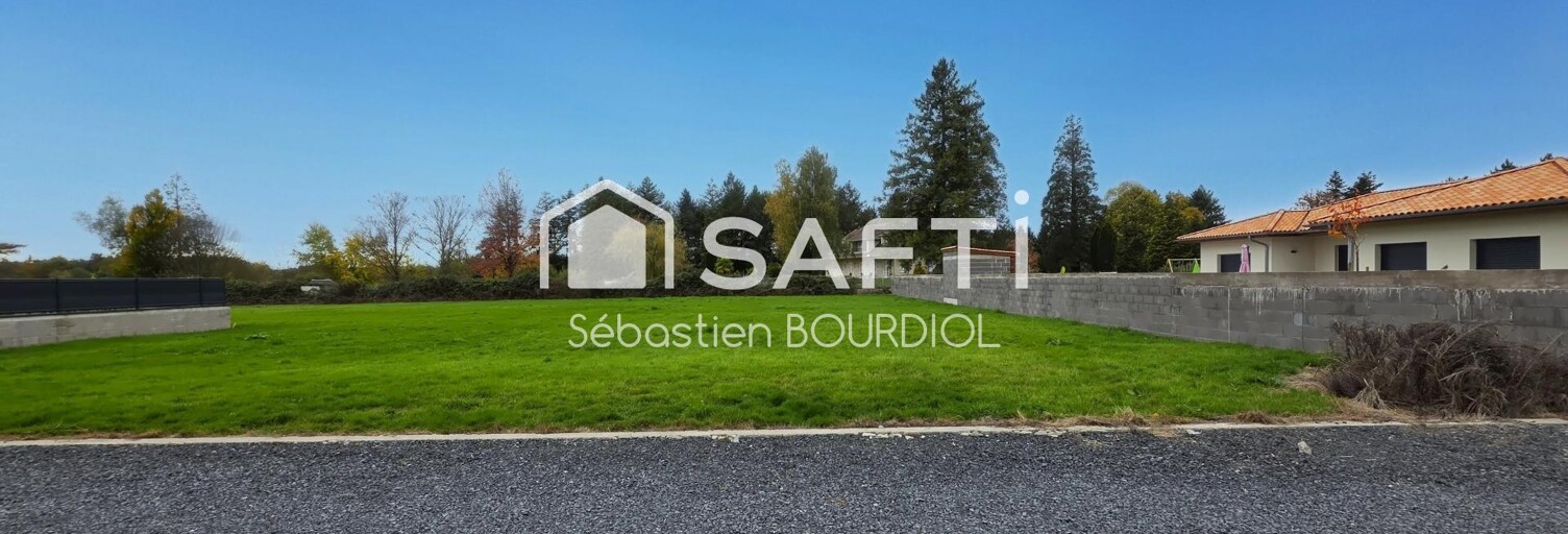 Terrain  1490 m² à vendre à Orléat (63190)