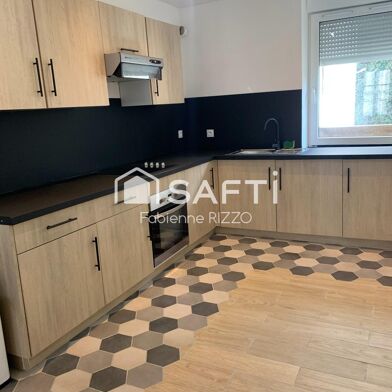 Appartement 3 pièces 106000 €