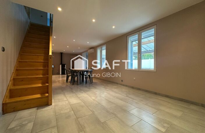 Maison 137 m², 4 pièces, 3 chambres, 3 garages, piscine — photo 5