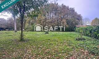 Terrain  826 m² à vendre à Roaillan (33210)