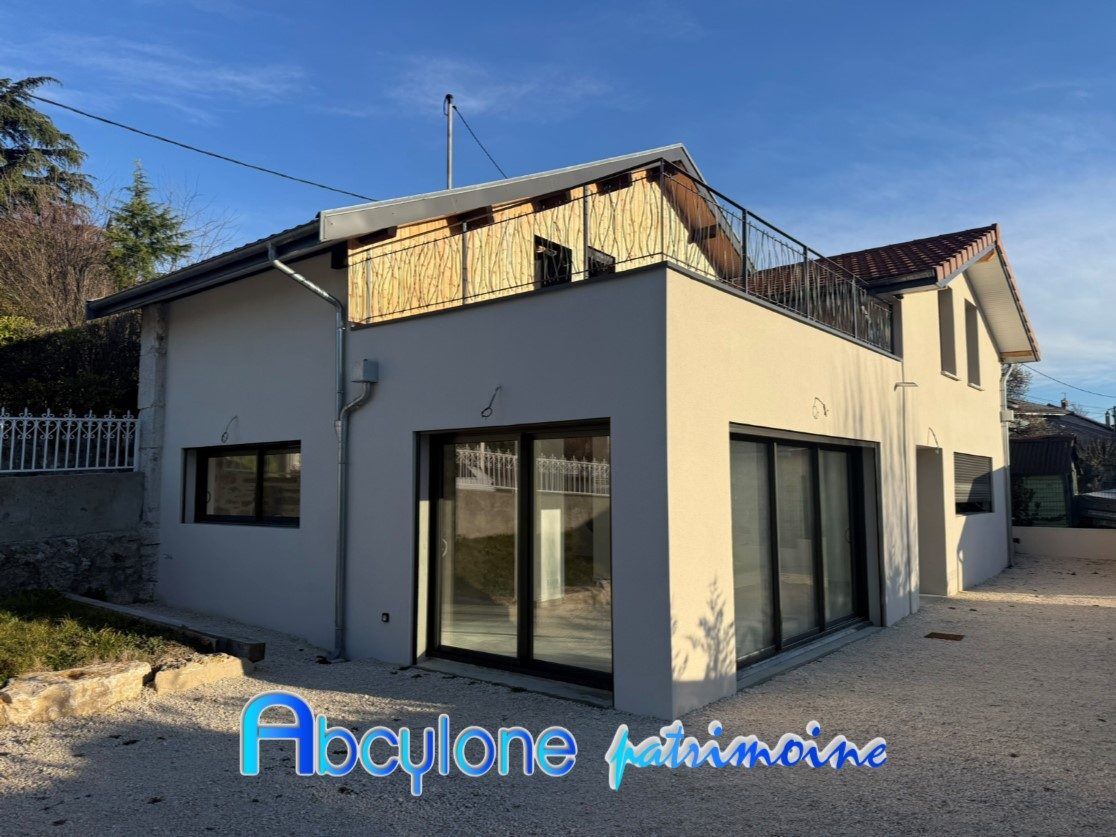 Villa / Maison  T6 à vendre Saint-Nazaire-les-Eymes 38330