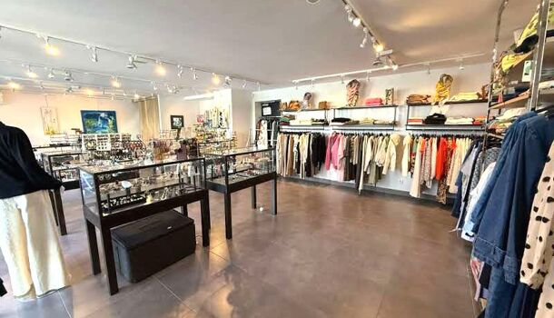 Local commercial  à vendre Saint-Ismier 38330