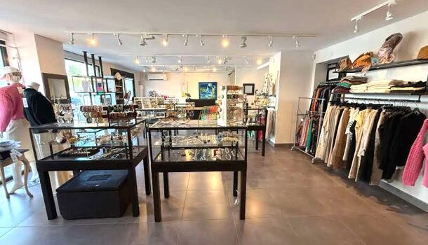 Local commercial  à vendre Saint-Ismier 38330