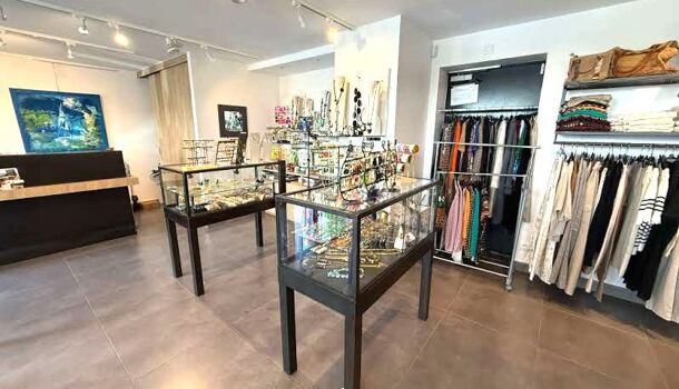 Local commercial  à vendre Saint-Ismier 38330