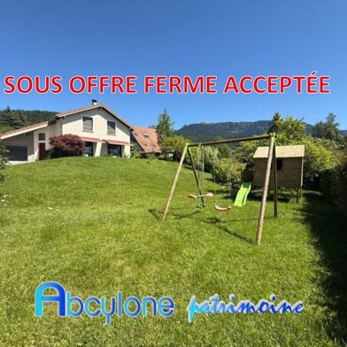 Maison 5 pièces 639000 €