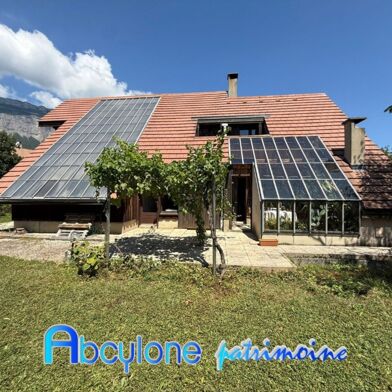 Maison 7 pièces 615000 €