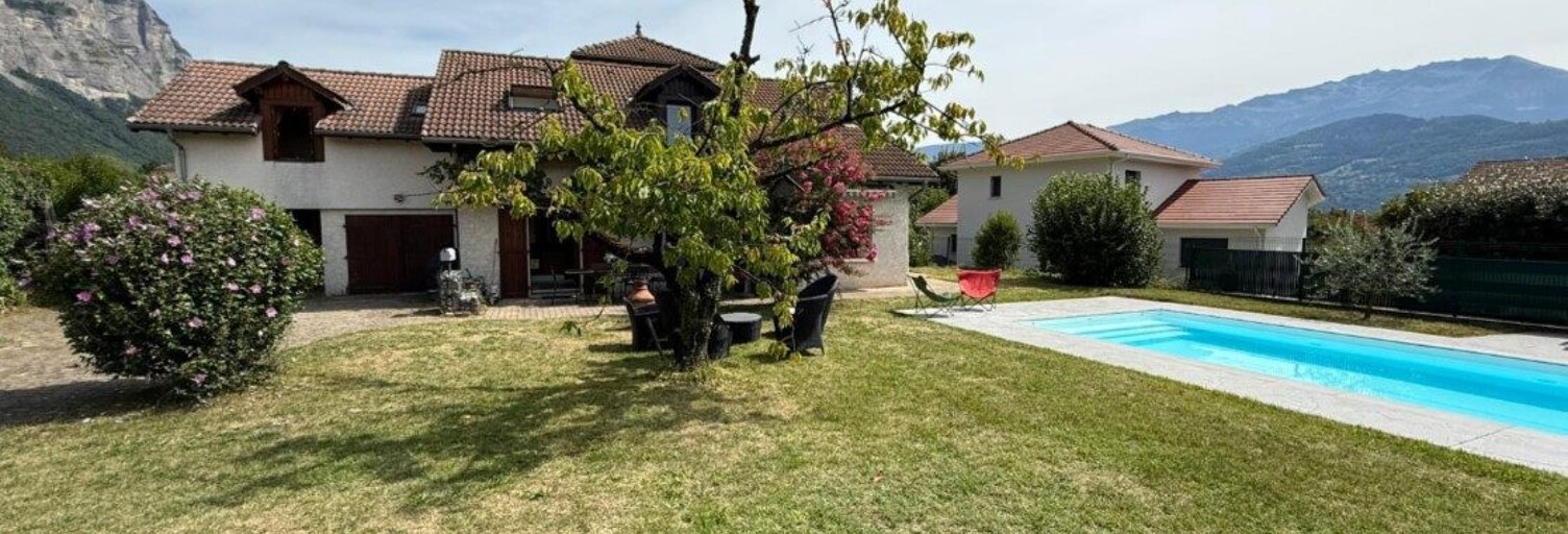 Maison 8 Pièces 175 m² à vendre à Crolles (38920)