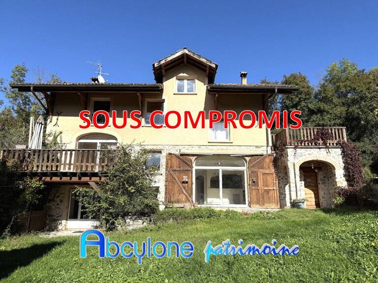 Maison de 200 m² sur un terrain de 812 m² — photo 1