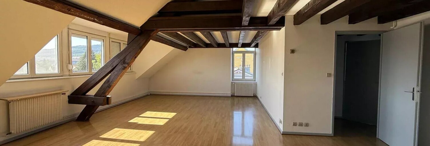 Appartement 6 Pièces 136 m² à louer à Belfort (90000)