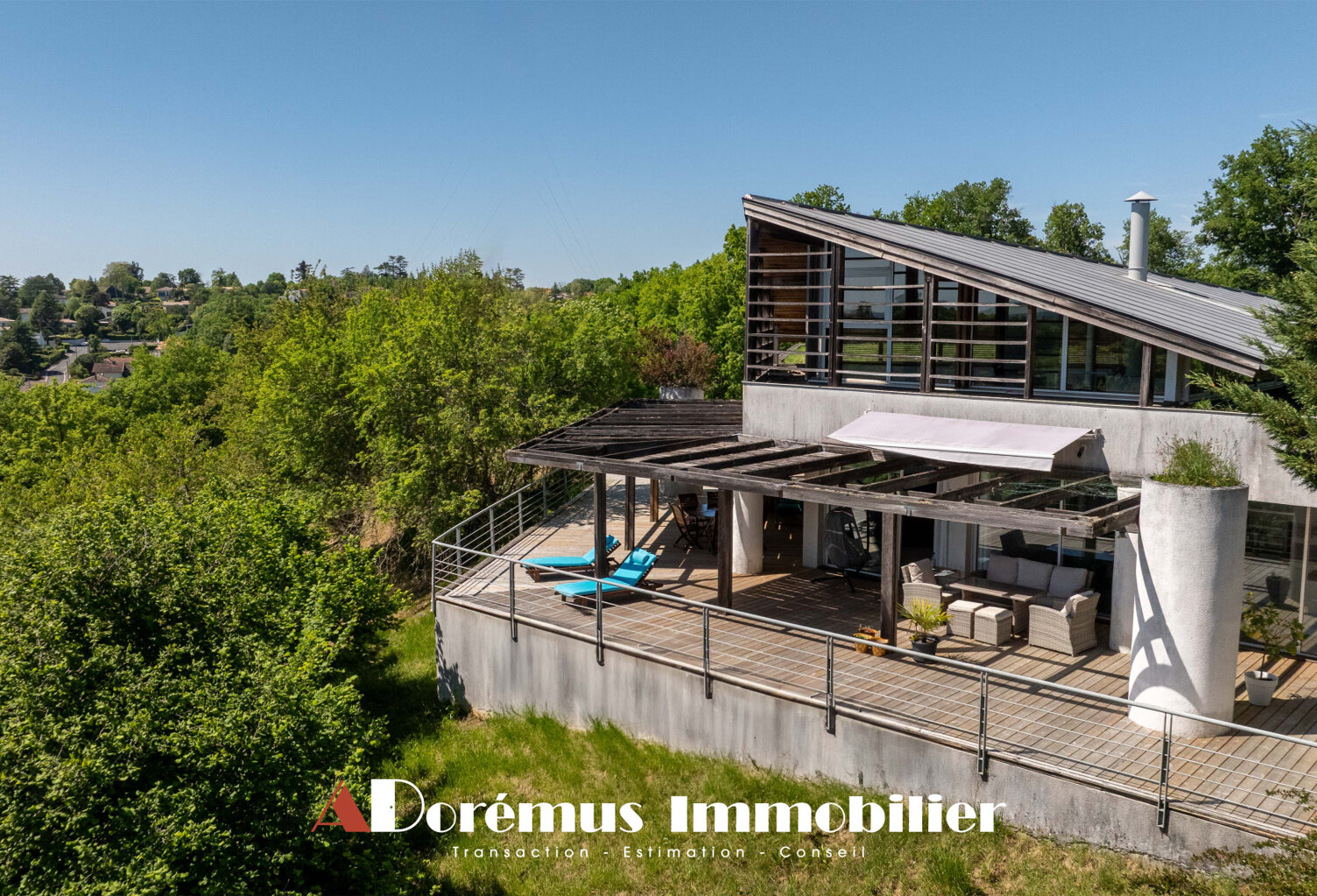 BOULIAC   villa d'architecte sur 1,9 hectare et vue panorami — photo 1