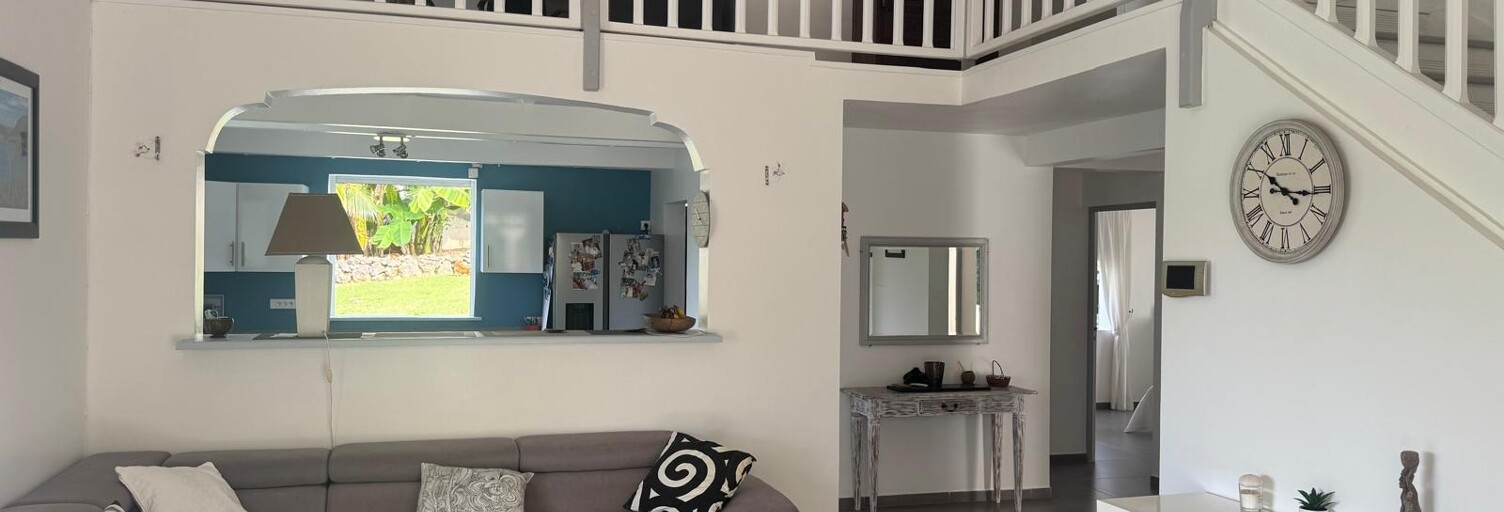 Maison 10 Pièces 200 m² à vendre à Sainte-Anne (97180)