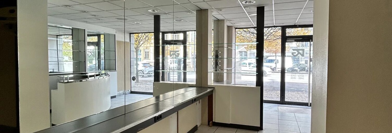 Commerce  70 m² à louer à Saint-Dié-des-Vosges (88100)
