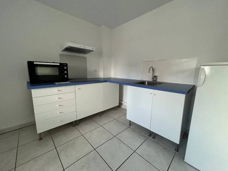 Local lumineux 2 pièces 64 m² avec accès PMR — photo 1