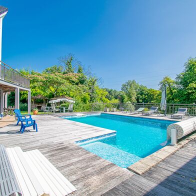 Maison 10 pièces 565000 €