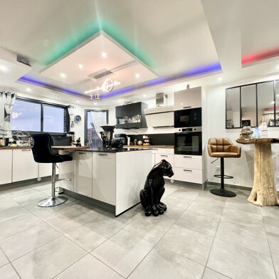 Maison 6 pièces 410000 €