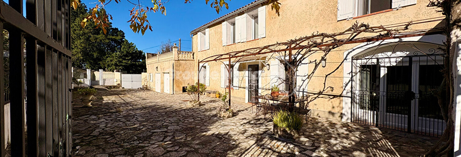 Maison 6 Pièces 205 m² à vendre à Orange (84100)