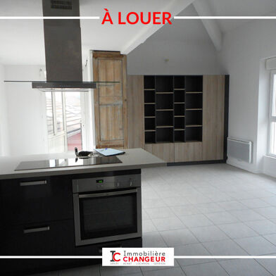 Appartement 4 pièces 1083 €
