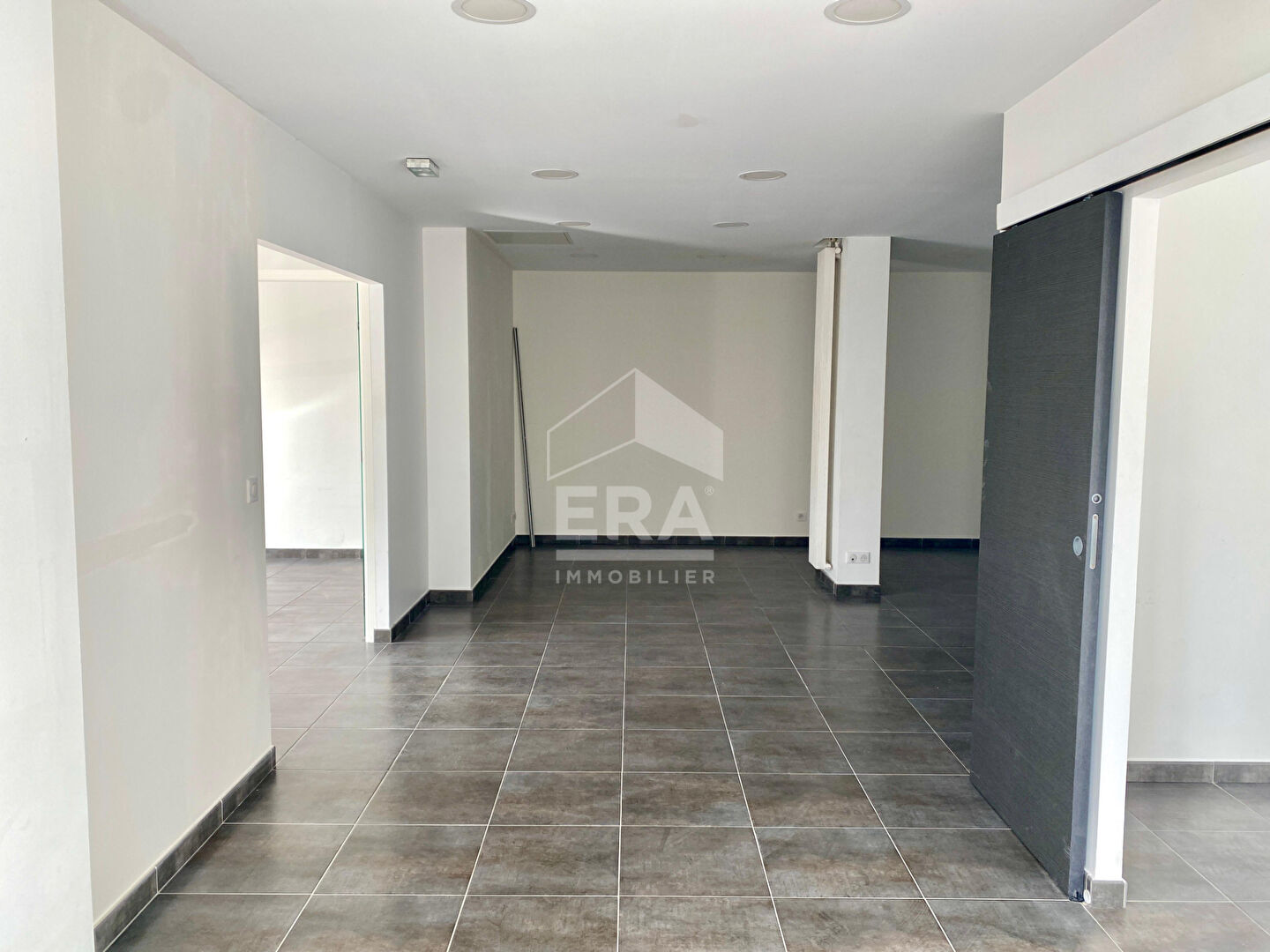 Bureau 5 pièces  à vendre Pau 64000