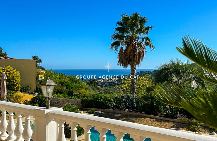 VILLA VUE MER 177M² 7 PIÈCES AVEC 4 CHAMBRES PISCINE GARAGE ET CAR PORT,  AUX ISSAMBRES — photo 4